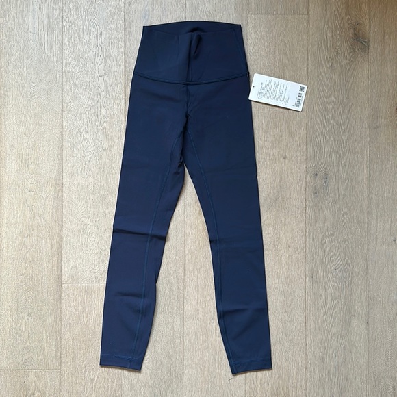 wunder under luxtreme brushed 25" size 2 true navy lululemon nwt - Picture 2 of 16